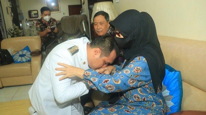 Inalillahi Wa Inalillahi Rojiun, Ibunda Wali Kota Banjarbaru Hj Hayatun Fardah Meninggal