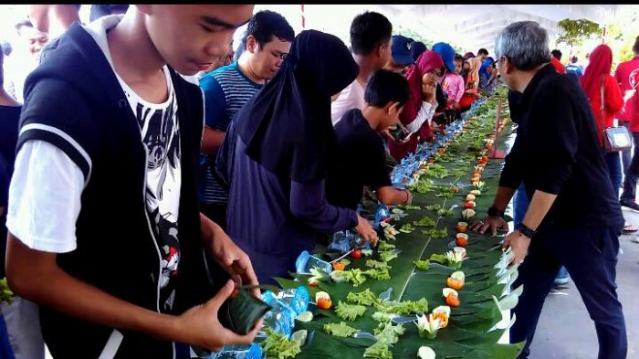 Dimasak 1.500 Orang, Nasi Kebuli Terpanjang di Indonesia ada di Banjarbaru