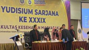 239-peserta-mengikuti-Yudisium-Sarjana-FKM-Uniska-MAB-ke-39.jpg