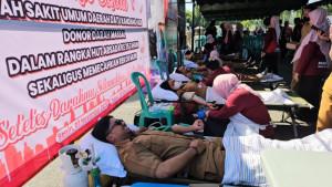 ASN-di-lingkungan-Pemkab-Balangan-lakukan-pengambilan-darah.jpg