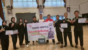 ATLET-silat-PSHT-binaan-Kodim-1009TLa-ceria-berpose-bersama-pembina.jpg