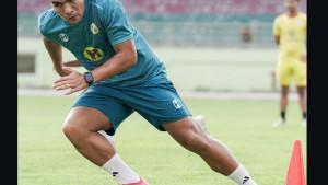 Alexandro-Ferreira-serius-berlatih-fisik-di-Stadion-17-Mei-Banjarmasin.jpg
