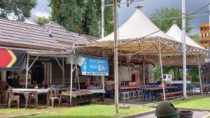Aneka-kuliner-dijual-para-pedagang-di-Minggu-Raya-Banjarbaru-ini.jpg