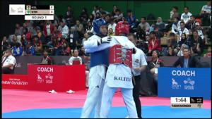 Atlet-Taekwondo-Kalsel-saat-tampil-melawan-Kaltim.jpg