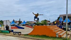 Atlet-skateboard-lincah-bergerak.jpg