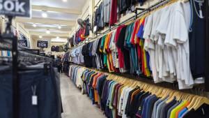 Beragam-jenis-fashion-thrifting-di-Antasari.jpg