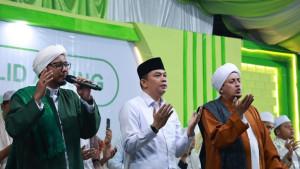 Bupati-Tanahbumbu-hadiri-mualid-nabi-9.jpg