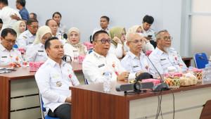 Bupati-Tapin-H-Yamani-dan-Wabup-H-Juanda-dan-1.jpg