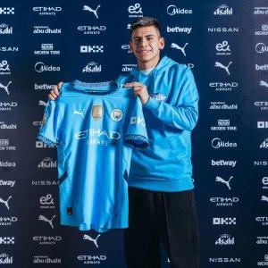 Claudio-Echeverri-salahs-atu-pemain-muda-milik-Manchester-City.jpg