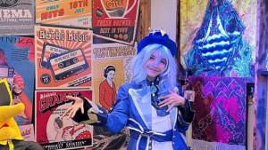 Cosplayer-berfoto-di-booth-Gekraf-Expo-2024-lalu.jpg