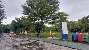 Di-Taman-Al-Munawarah-ini-nyaman-untuk-joging.jpg