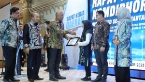 Diskominfo-Banjarbaru-raih-penghargaan-csirt.jpg
