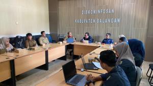 Diskominfosan-Balangan-menerima-kunjungan-dari-Dinas-Komunikasi-dan-Informatika-Diskominfo.jpg