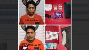 Dua-Tersangka-kasus-Sabu-dan-obatan-terlarang-saat-diamankan-Satresnarkoba-Polres-HST.jpg