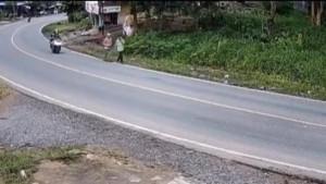 EREKAM-CCTV-Dua-tahanan-Polsek-Samarinda-Kota-s.jpg