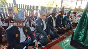 Forkopimda-saat-melakukan-ziarah-ke-Makam-Sultan-Suriansyah3.jpg