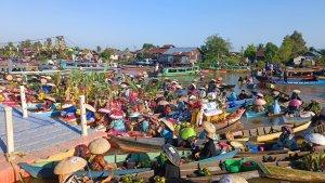 Foto-Festival-Pasar-Terapung-Lok-Baintan-di-Kabupaten-Banjar-Kalimantan-Selatan.jpg