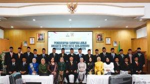 Foto-bersama-Anggota-DPRD-Banjarbaru-Masa-Jabatan-2024-2029.jpg