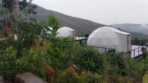 Glamping-tempat-menginap-di-Kalsel-Park-tersedia-fasilitas-lengkap-setara-hotel-bintang-3.jpg