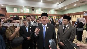 Gubernur-Kalimantan-Selatan-Muhidin4.jpg