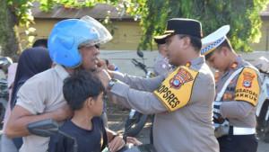 HELM-Kapolres-Tala-AKBP-Ricky-Boy-Siallagan-1.jpg