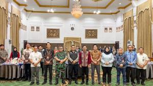 High-Level-Meeting-HLM-TPID-Kota-Banjarbaru-Tahun-2025.jpg