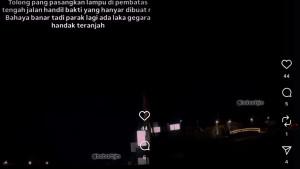 JALAN-GELAP-Viral-warga-keluhkan-kondisi-Jalan-Trans.jpg