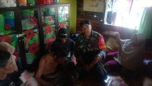 Jamsuri-71-kondisinya-masih-lemah-saat-tiba-di-Rumahnya.jpg
