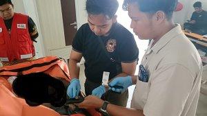 Jasad-Muhammad-Anang-Kurdi-60-dievakuasi-ke-RSUD-Datu-Sanggu-sd.jpg