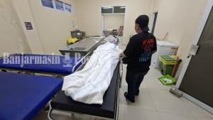 Jasad-Nurdin-16-Wahyudi-37-di-Kamar-Jenazah-RSUD-Ulin-Banjarmasin.jpg
