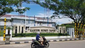 KANTOR-BUPATI-Kantor-Bupati-Tapin-adalah-di-Jalan-dd.jpg