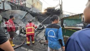 KEBAKARAN-Kebakaran-hebat-melanda-sejumlah-usdfdf.jpg