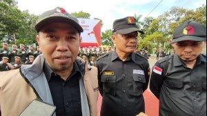KETUA-Bawaslu-Kalsel-Aris-Mardiono-didampingi-Ketua-Bawaslu-Tala.jpg