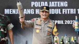 Kapolda-Jateng-Irjen-Ahmad-Luthfi-saat-kegiatan-pemusnahan-ss.jpg