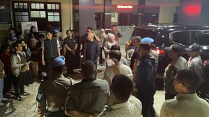 Kapolda-Kalimantan-Selatan-meninjau-kebakaran-di-Polres-Banjarbaru.jpg