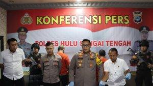 Kapolres-HST-AKBP-Pius-X-Febry-Aceng-Loda-saat-gelar-konfrensi-pers.jpg