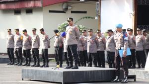 Kapolres-Tala-AKBP-Ricky-Boy-Siallagan-menyampaikan-arahan.jpg
