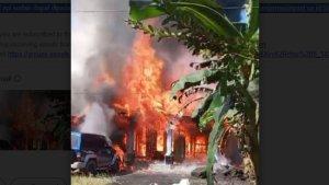 Kebakaran-di-Desa-Haur-Gading-HST-Kerigian-korban-itaksir-Rp500-juta-lebih.jpg
