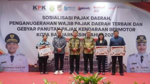 Kegiatan-Sosialisasi-Pajak-Daerah-Penganugerahan-Wajib-Pajak-Daerah-Terbaik.jpg