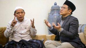 Ketua-Umum-PKB-Cak-Imin-ke-Guru-Adam.jpg