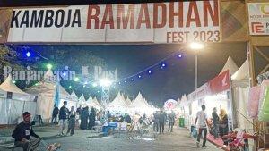 Kuliner-Banjarmasin-Pasar-Ramadhan-di-RTH-Kamboja-Kamis-13042023.jpg