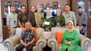 Kunjungan-ke-nasabah-oleh-Bank-BNI-dalam-rangka-Hari-Pelanggan-Nasional.jpg