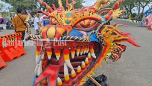 LAYANGAN-Layangan-tren-Naga-ikut-memeriahkan-festival-ka11.jpg