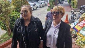 Lisa-Mariana-terlihat-berbeda-saat-datangi-Mapolda-Jabar.jpg