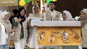 Mahasiswa-pertanian-ULM-ubah-hama-jadi-suvenir.jpg