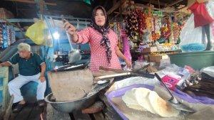 Mama-Ansar-salah-satu-pedagang-Jepa-di-Kotabaru.jpg