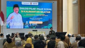 Menteri-Sosial-Saifullah-Yusuf-saat-Dialog-Pilar-pilar-Sosial-di-BBPPKS.jpg