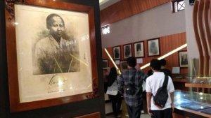 Museum-RA-Kartini-di-Jepara-kata-kata-Ra-Kartini-cocok-untuk-jadi-status.jpg