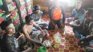 Nelayan-yang-hilang-saat-ditemukan-di-Sungai-Buluh-kabupaten-hst-Selasa-23052023.jpg