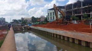 Normalisasi-sungai-veteran-capai-25-persen.jpg